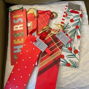Seven Wine Bags for the Holidays!